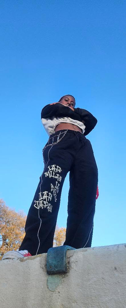 "𝓡𝓮-𝓘𝓶𝓪𝓰𝓲𝓷𝓮𝓭" 𝓘𝓷𝓽𝓮𝓻𝓷𝓪𝓽𝓲𝓸𝓷𝓪𝓵 𝓖𝓻𝓪𝓯𝓯𝓲𝓽𝓲 𝓡𝓮𝓯𝓵𝓮𝓬𝓽𝓲𝓸𝓷 𝓢𝔀𝓮𝓪𝓽𝓹𝓪𝓷𝓽𝓼